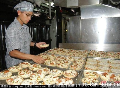 实小附幼文苑分园深入开展“不忘初心、牢记使命”主题教育活动“MK电竞”(图2) MK电竞